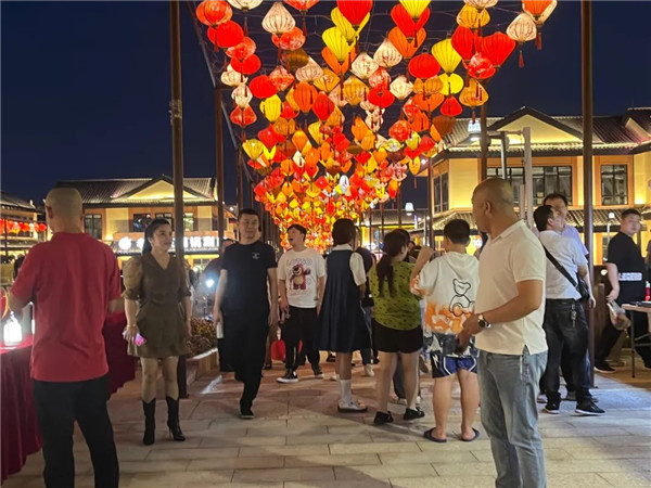 興商貿(mào) 促消費 惠民生！景德鎮(zhèn)這里的夜市很火爆！